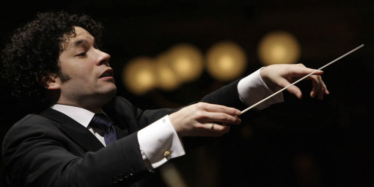Gustavo Dudamel seguirá como director de la Filarmónica de Los Ángeles hasta 2026. Foto: El Nacional