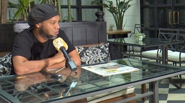 Ronaldinho, desde su arresto domiciliario en Paraguay, ofrece declaraciones al diario ABC de España
