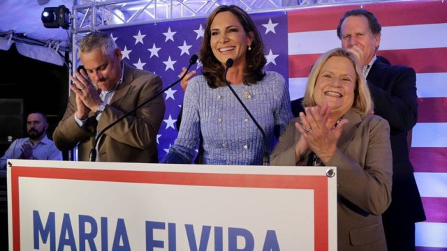 María Elvira Salazar en su campaña de 2018