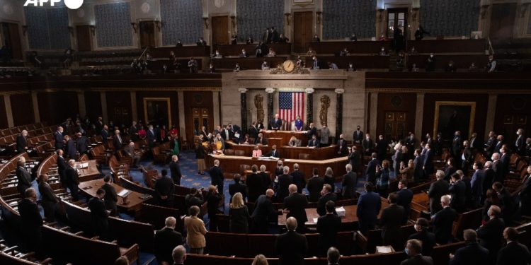 #EEUU | Senado de Estados Unidos declaró constitucional el juicio político contra Trump