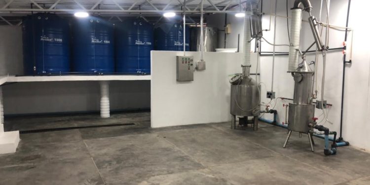 #Táchira | Producirán 17 mil litros de alcohol cada semana para mitigar la covid-19