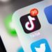 #Mundo | Niña murió asfixiada en Italia al participar en un reto de TikTok