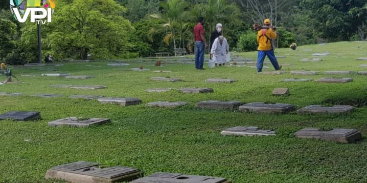 #Venezuela | El Cementerio del Este reabrió sus puertas este lunes #2Nov (+Fotos)