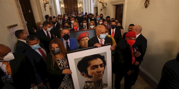 #Venezuela | La AN de Maduro nombró su directiva y se instaló en el Palacio Legislativo