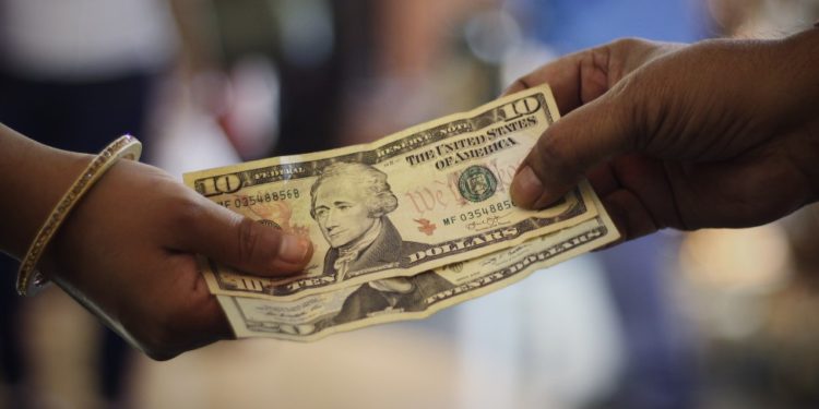 #Economía | Precio de dólar en Colombia registra fluctuaciones históricas