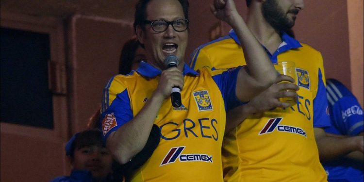 #Deportes | Rob Schneider demostró que en el fútbol es todo un «Tigre»