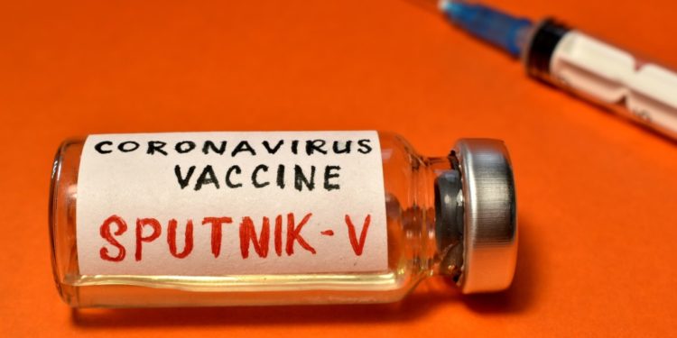 #Covid19 | Vacuna Sputnik V muestra eficacia del 91,6% en sus ensayos finales