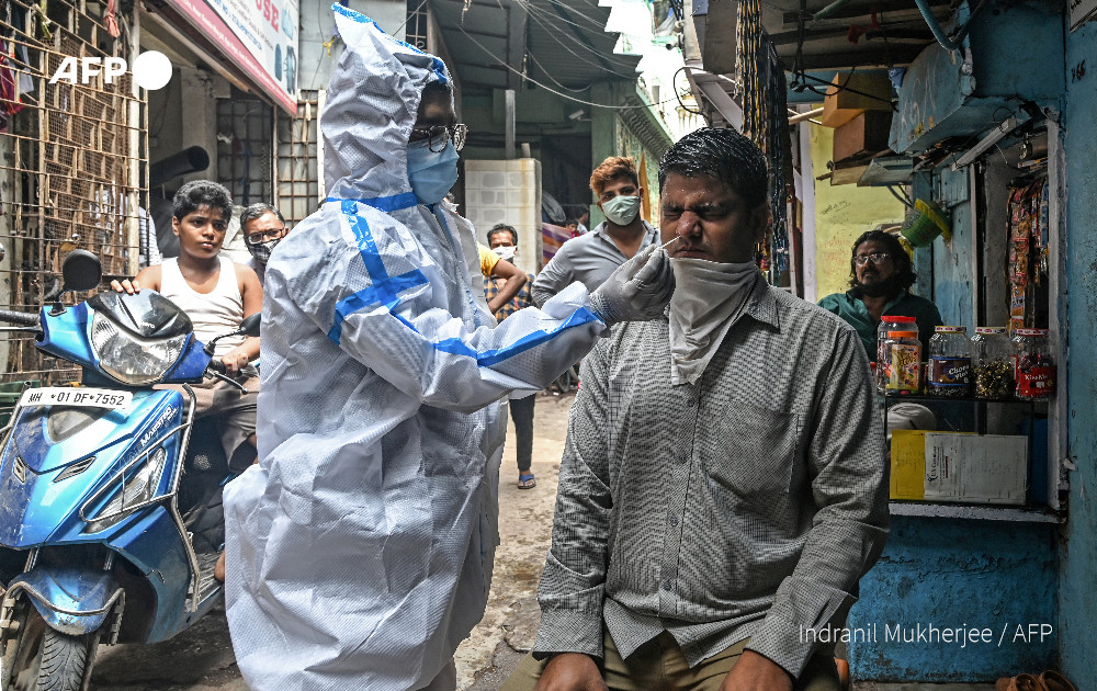 Detectaron existencia de nueva variante de la covid-19 en la India