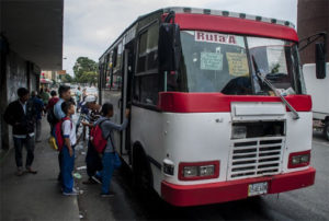 Transportistas de Lara declararon la "hora 0"