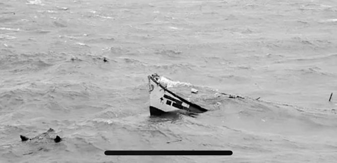 Naufragio en Delta Amacuro | Foto: Vía Twitter David Smolansky