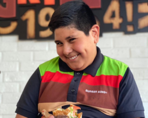 niño oxxo | Foto: @BurgerKingCR1