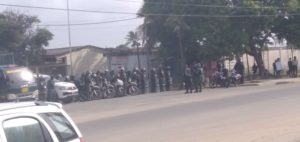 Asamblea de trabajadores del hospital Lino Arévalo fue impedida por militarización del hospital