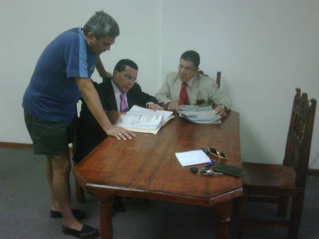 Twitter Omar Mora Tosta
