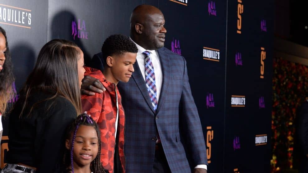 Shaquille O'Neal junto a su familia / AFP
