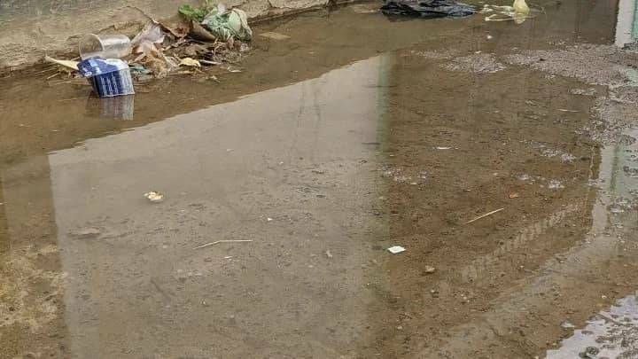 Denuncian botes de aguas blancas y negras en comunidades de Falcón