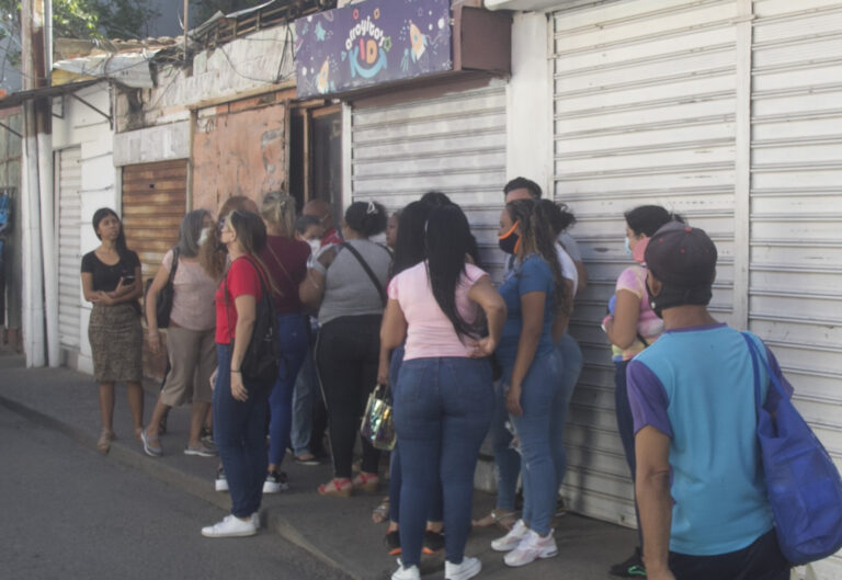 Comerciantes en protesta. Foto: Cortesía