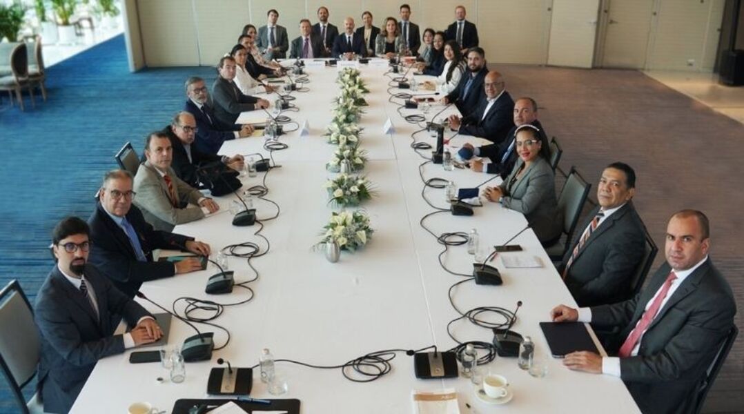 Delegaciones diálogo venezolano. Foto: Tw @NorwayMFA