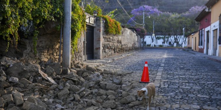 Sin víctimas: sismo de 6,2 grados sacudió a Guatemala este miércoles