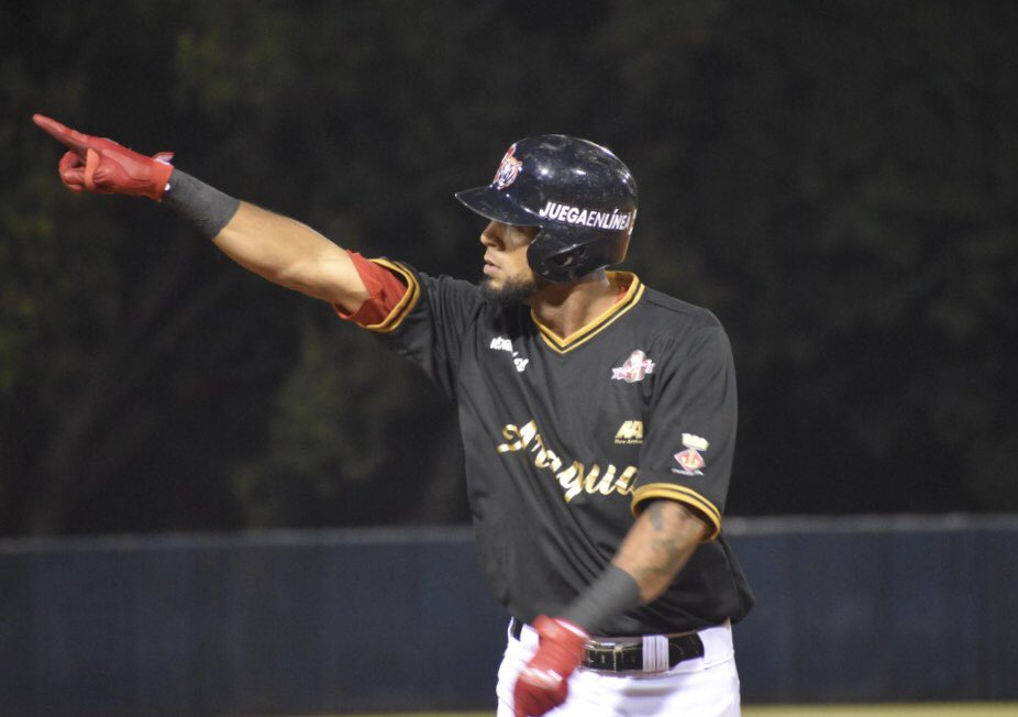 José "Cafecito" Martínez reforzará a los Acereros de Monclova de México