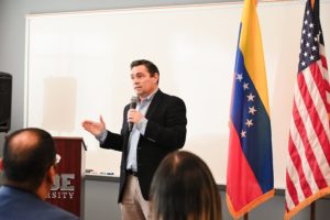 Representante de Juan Guaidó en Estados Unidos, Carlos Vecchio. Foto: Twitter Carlos Vecchio.