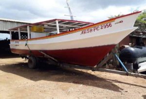 Hallaron embarcación perdida en costas de Puerto Cabello