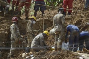 Al menos 28 muertos a causa de las fuertes lluvias en Brasil