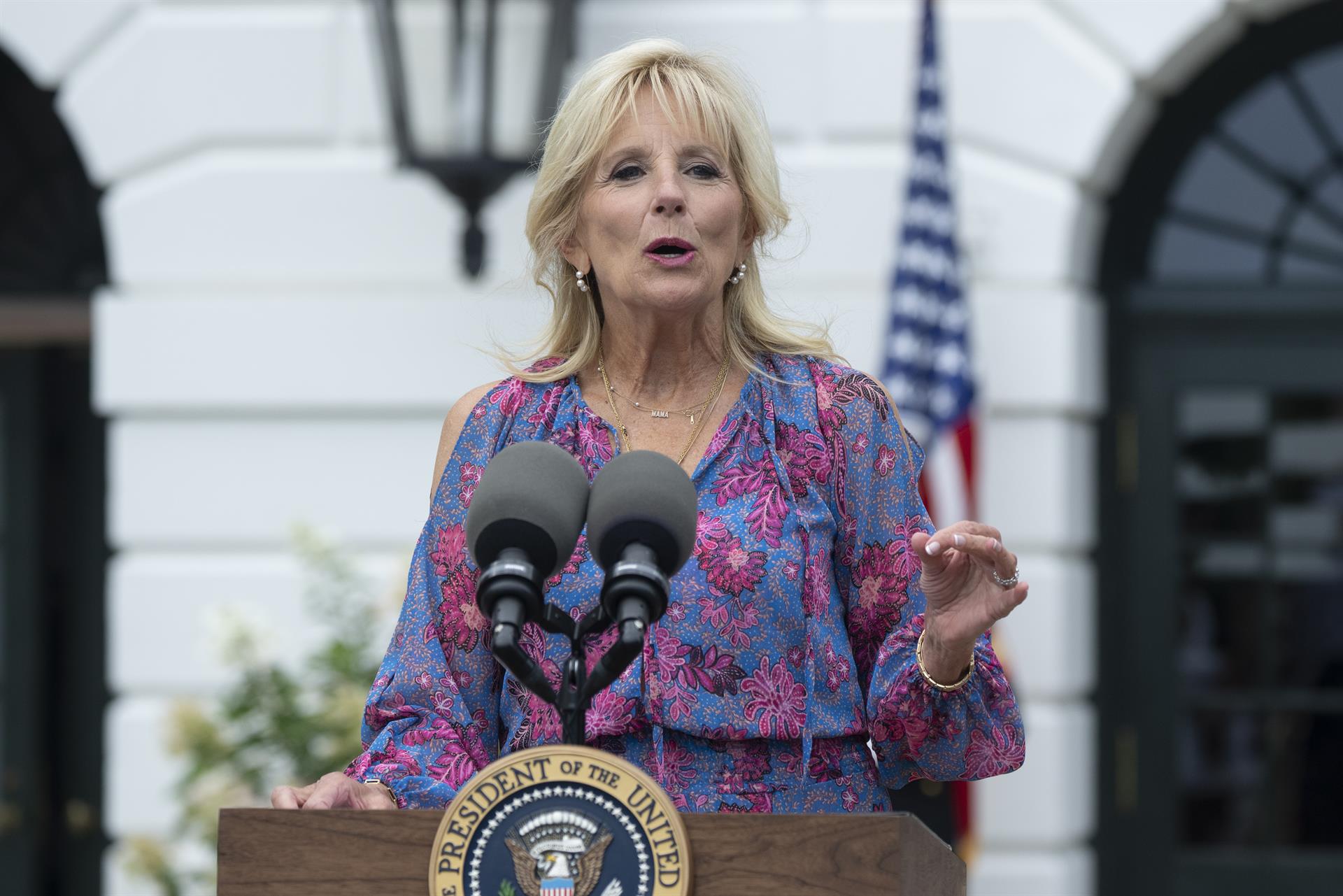 Jill Biden en el ojo del huracán por generalizar a la comundad latina con "tacos"