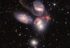 La NASA reveló las primeras imágenes del telescopio James Webb