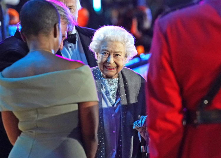 La reina Isabel siempre fue muy activa en sus labores. Foto: AFP