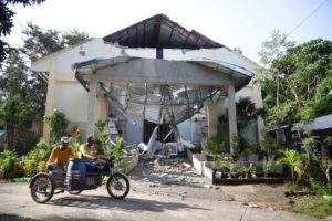 Afectaciones del terremoto en Filipinas. Foto EFE