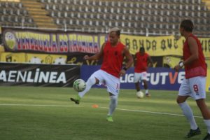 Jugadores del CD Lara. Foto @DeportivoLara