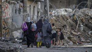 La población civil en Gaza ha sido la más afectada por los enfrentamientos entre fuerzas israelíes contra el grupo terrorista Hamás. Foto: EFE.
