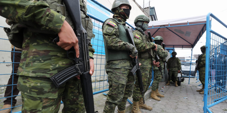 Toma de cárceles en Ecuador por Estado de Excepción. Crédito: EFE / José Jácome.