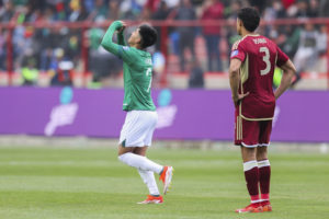 Bolivia celebra un gol frente a Venezuela. Foto: EFE.